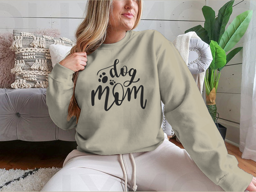 Dog Mom Handwritten Lettering Vector Design for Sweatshirt